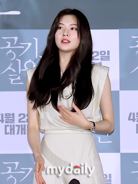 李先彬