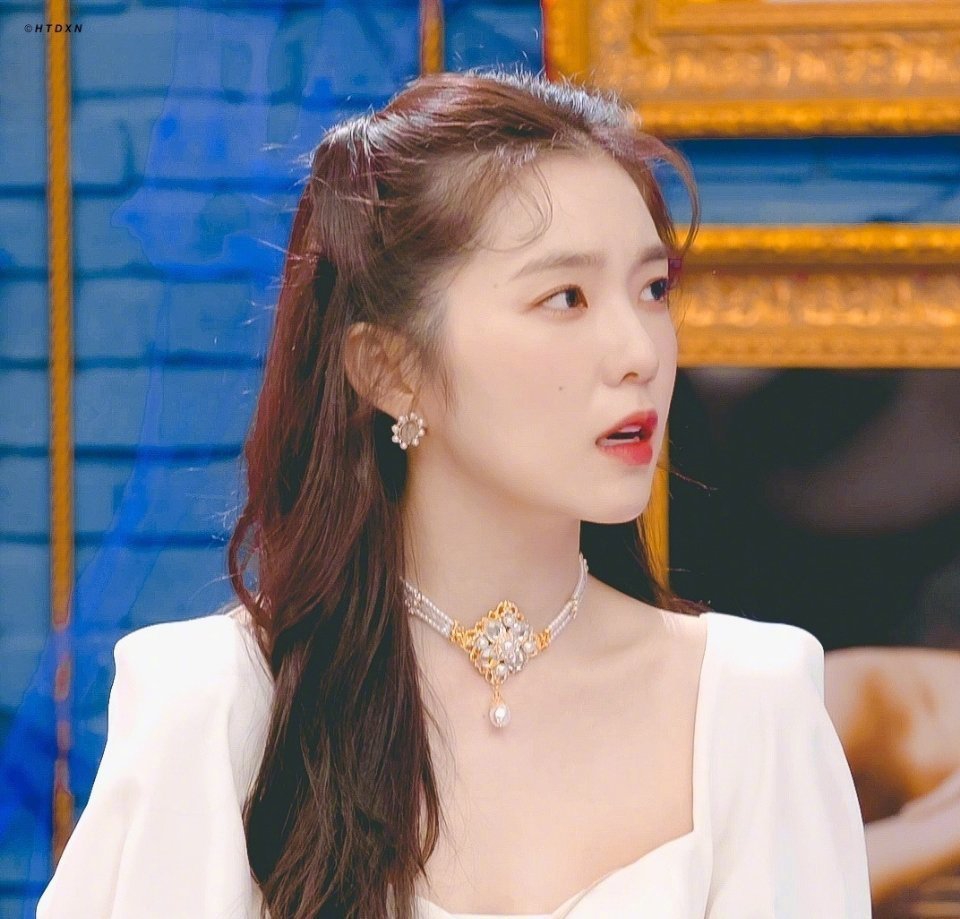 組圖：Irene公主造型又仙又美 珍珠項鍊配紅脣甜美可人