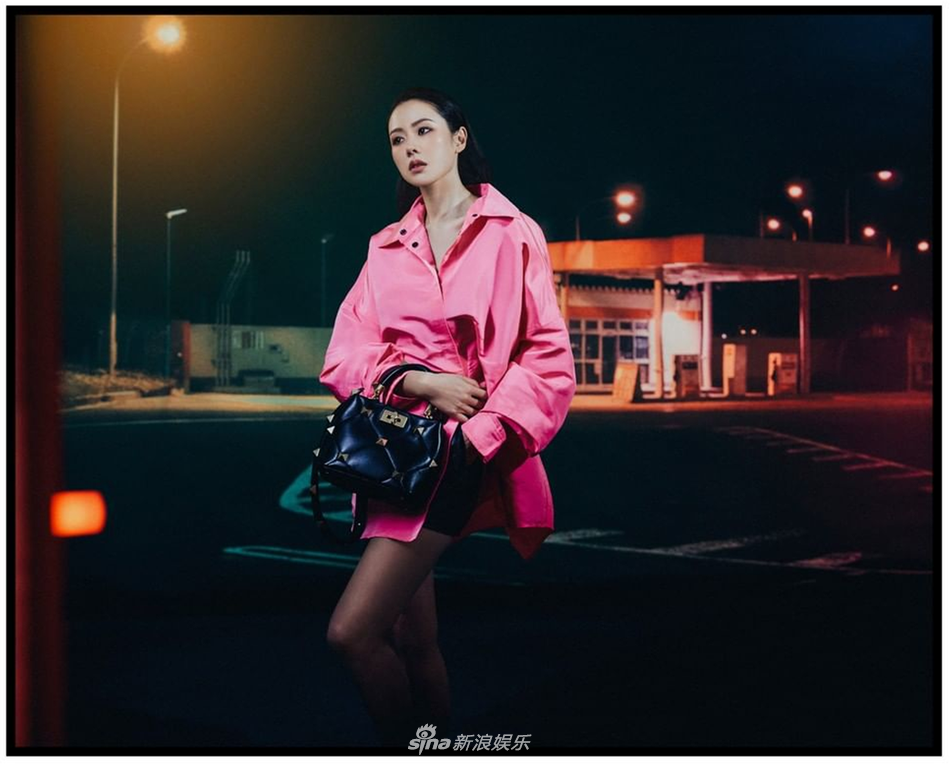 组图：孙艺珍烟燻妆造型拍写真 突破以往展飒爽气质