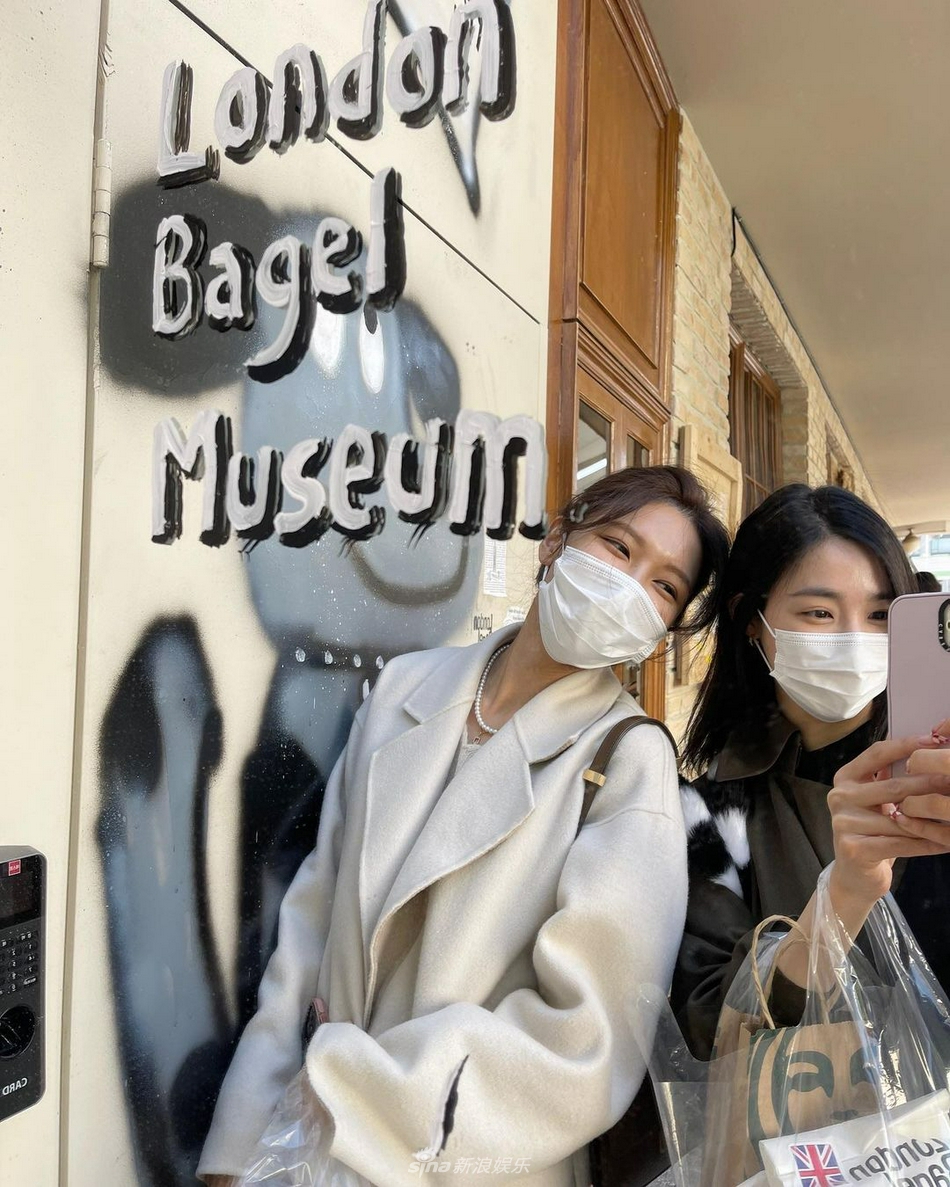 組圖：少女時代Tiffany崔秀英曬照 閨蜜一起吃早餐互拍