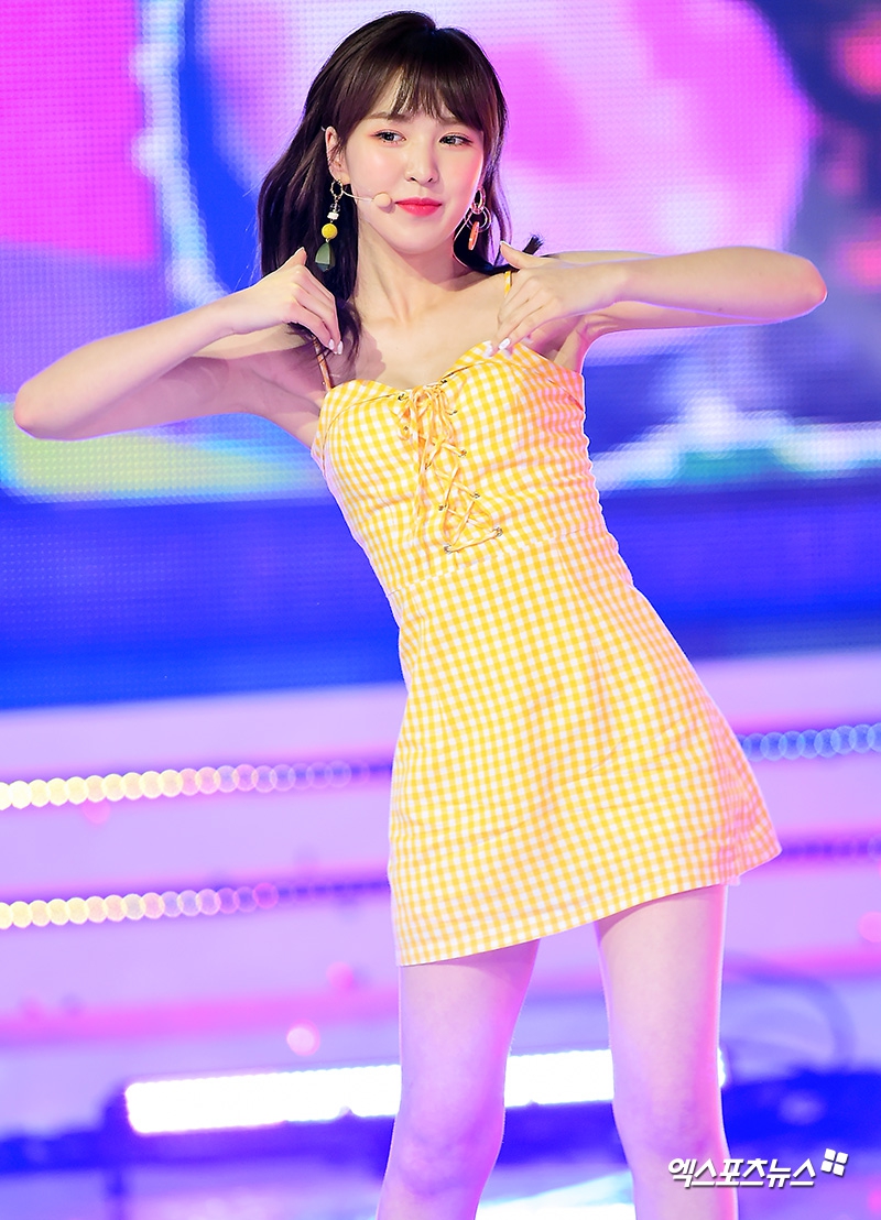 组图:redvelvet登打歌舞台夺冠 夏日风清新纯美_高清图集_新浪网