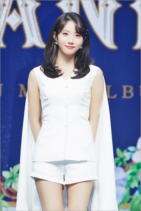 李露朵