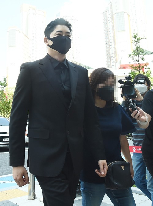 組圖：韓星姜至奐性侵案二審駁回上訴 維持緩刑判決