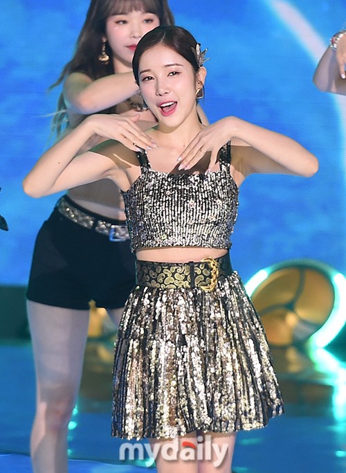 尹彩暻
