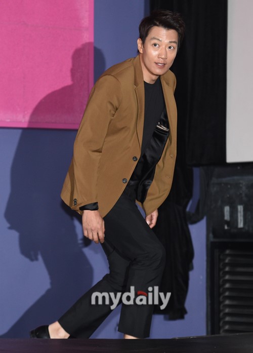 20190604影视longlivetheking木浦英雄试映金来沅陈善奎等出席