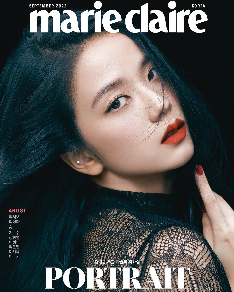 組圖：BLACKPINK金智秀登雜誌封面 紅脣造型冷豔氣場強