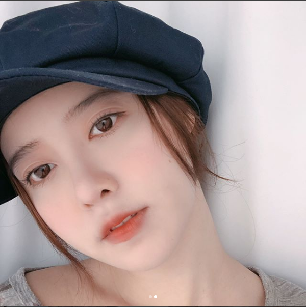 新浪娱乐讯 今日,具惠善在社交网站发布自拍并配文:"已经3公斤.