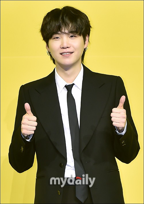 SUGA