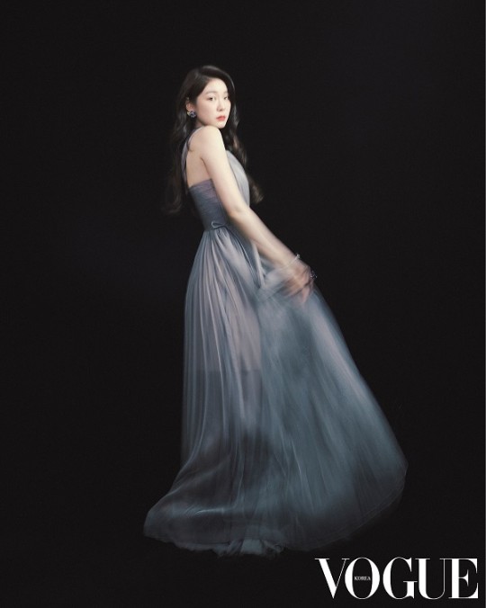 組圖：韓國前花滑女王金妍兒登雜誌 退役7年狀態不變