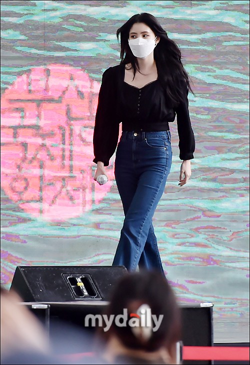 韓素希