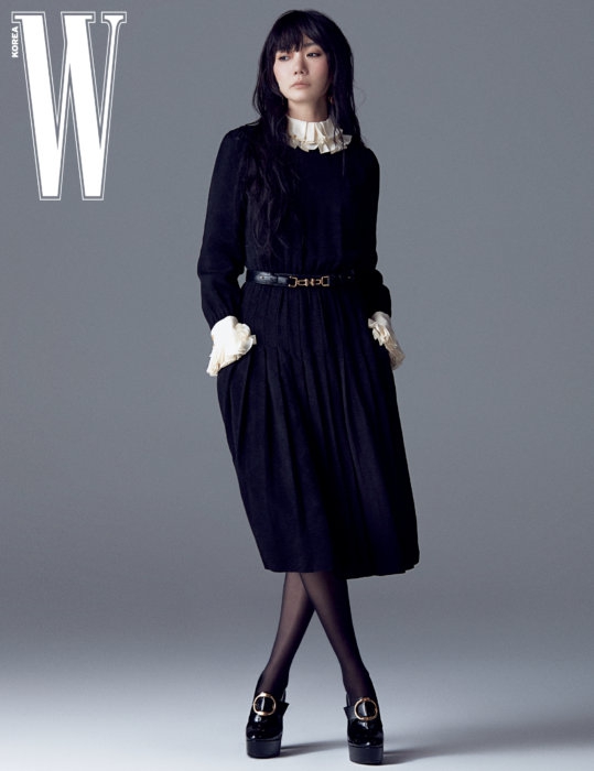 組圖：裴鬥娜登時尚雜誌拍大片 氣質獨特帥氣颯爽