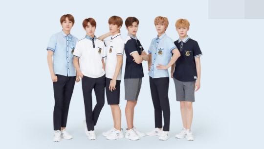 组图:韩男团nct穿校服拍写真 清爽活力十足少年感