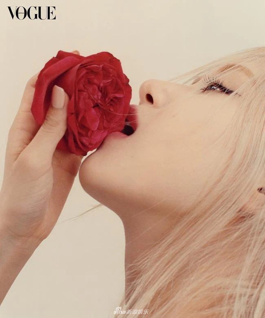 組圖：BLACKPINK樸彩英登澳洲雜誌封面 玫瑰襯美豔氣質