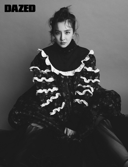 組圖：2NE1原成員Dara登時尚雜誌 氣質沉靜狀態好
