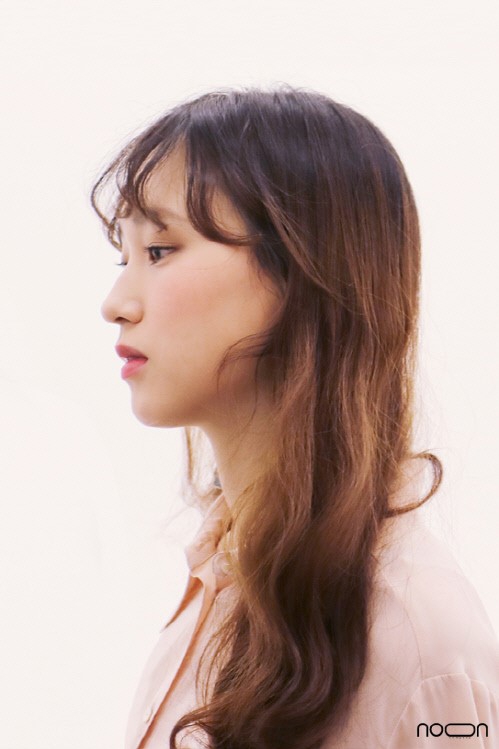 20180802明星柳慧英曝广告拍摄花絮精致面孔展成熟魅力