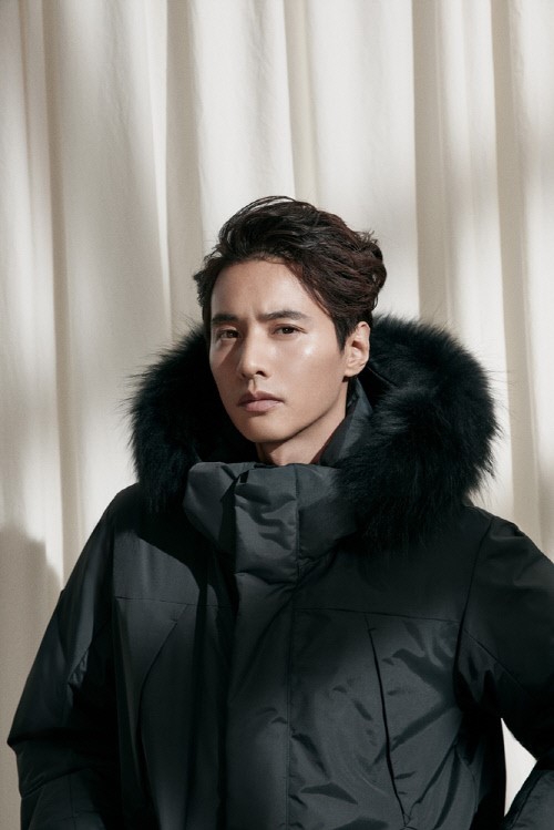 组图:元斌拍摄秋冬宣传写真 多年不拍戏仍帅气俊朗