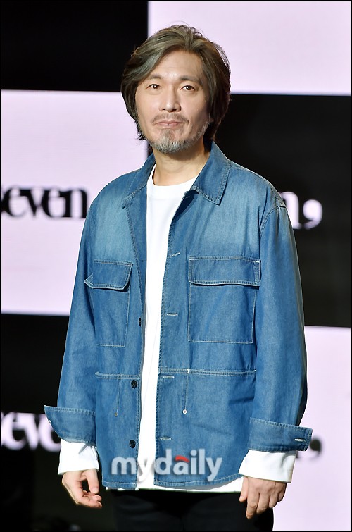 組圖：韓國老牌歌手任宰範亮相 舉行新專輯釋出會