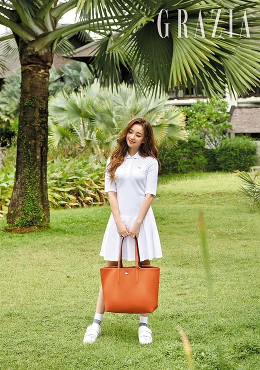 组图:韩国前体操一姐孙妍在拍写真 普吉岛展清纯气质_高清图集_新浪网