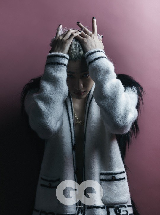組圖：GOT7成員BamBam登《GQ》 藍色美瞳造型魅惑