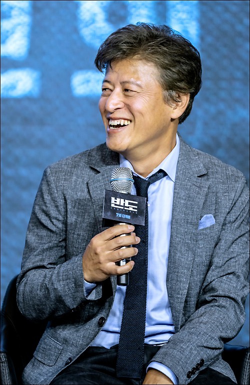 权海孝