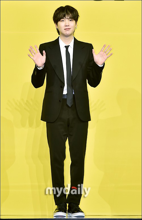 SUGA