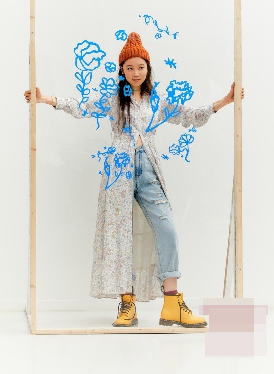 組圖：孔孝真拍秋季宣傳寫真 劉海捲髮造型顯少女心