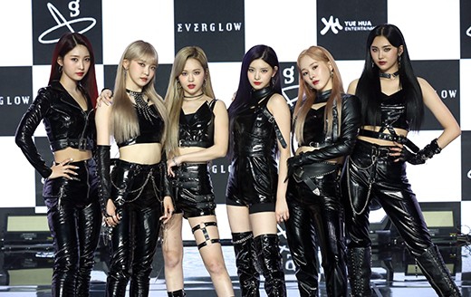 組圖：韓女團EVERGLOW發新專輯 皮衣造型酷帥熱辣