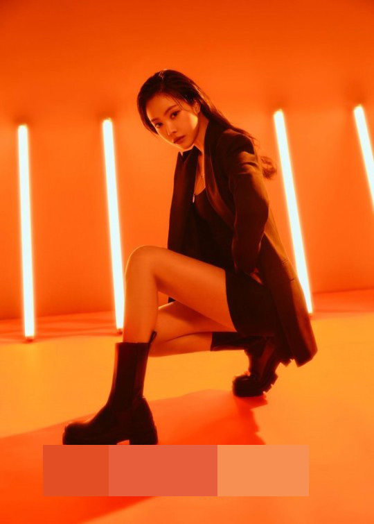 組圖：Apink孫娜恩拍美妝宣傳寫真 身姿挺拔儀態滿分