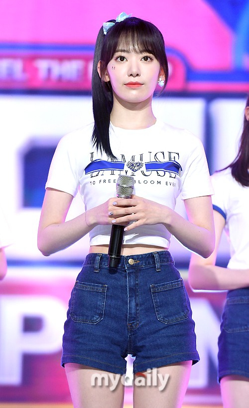 宮脅咲良