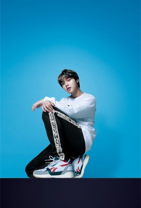 wannaone拍运动时尚写真 青春洋溢活力满满