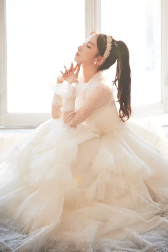 組圖：Rainbow金智淑婚紗照公開唯美浪漫 將嫁程式設計師男友