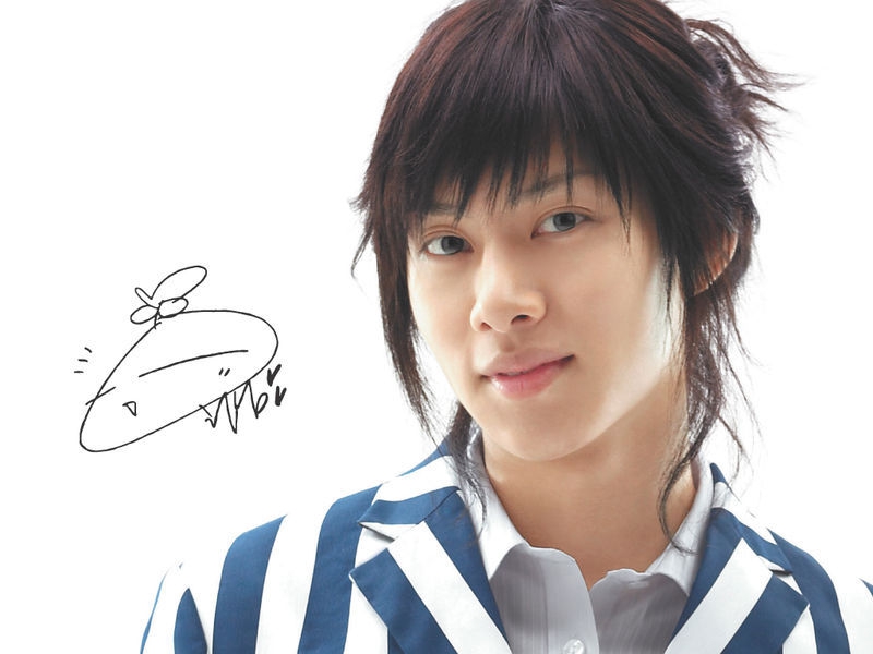 组图:根据发型设计的金希澈签名 满满都是创意