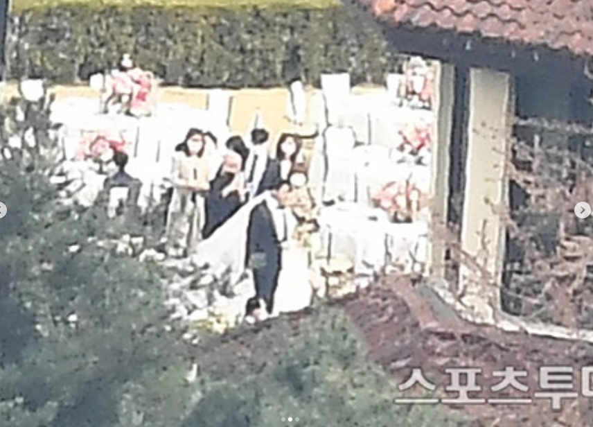 組圖：玄彬孫藝珍結婚彩排曝光 韓媒疑似爬山上偷拍