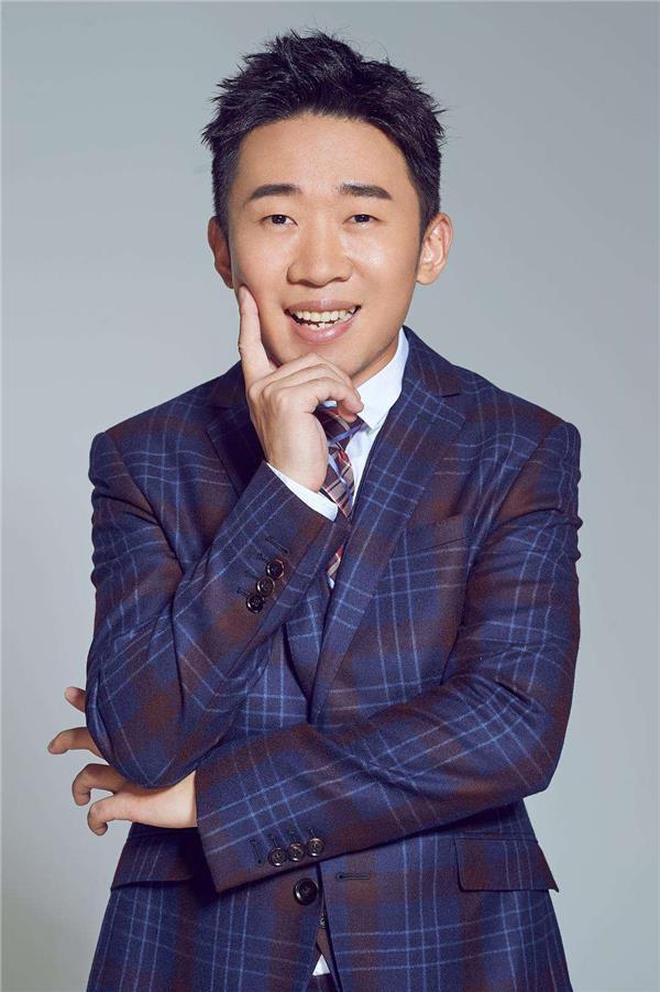 組圖：南柱赫舊照撞臉楊迪 身穿校服面龐青澀
