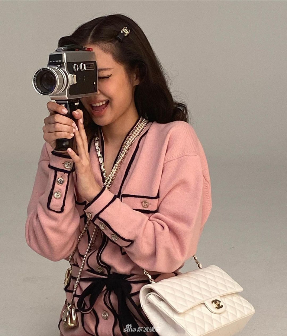 組圖：JENNIE曬生圖無修照 面板狀態略顯疲憊
