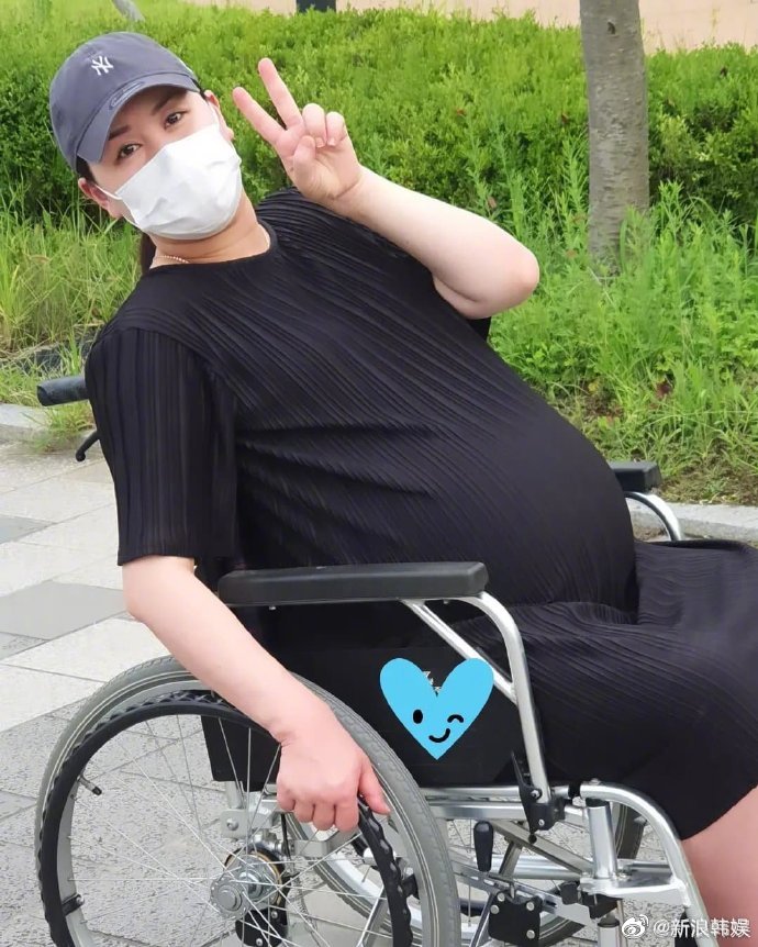 組圖：韓女星懷三胞胎喊「肚子要爆炸」 臨產體重超200斤