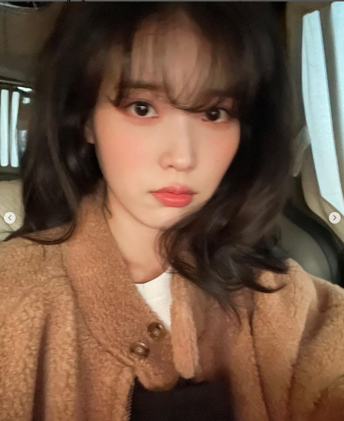 組圖：韓女星IU剪新發型晒自拍 淡妝出鏡露雀斑可愛