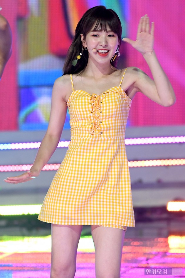 组图:redvelvet登打歌舞台夺冠 夏日风清新纯美_高清图集_新浪网