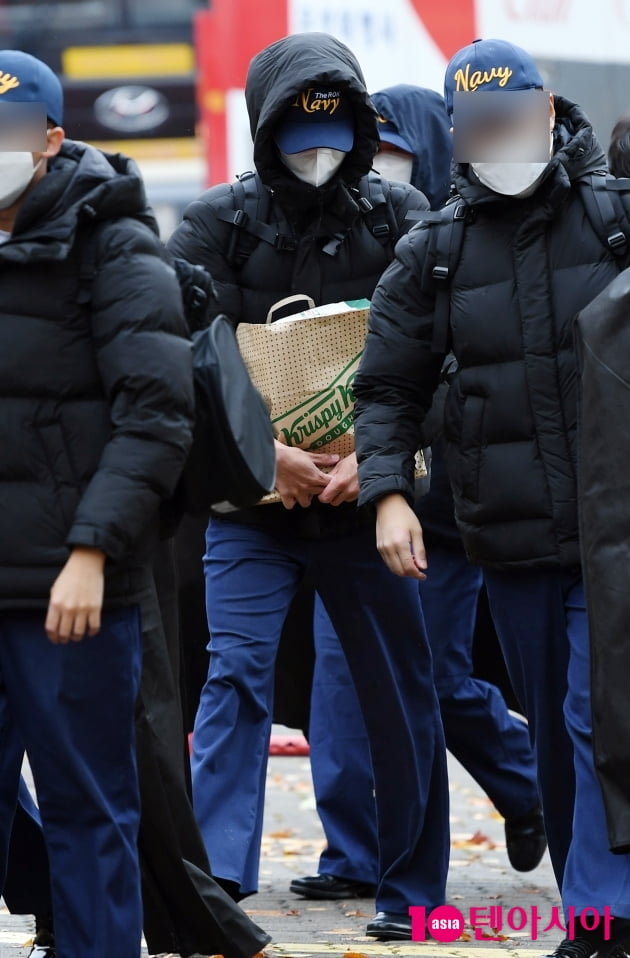 組圖：樸寶劍參加部隊音樂會 將明年4月30日退伍