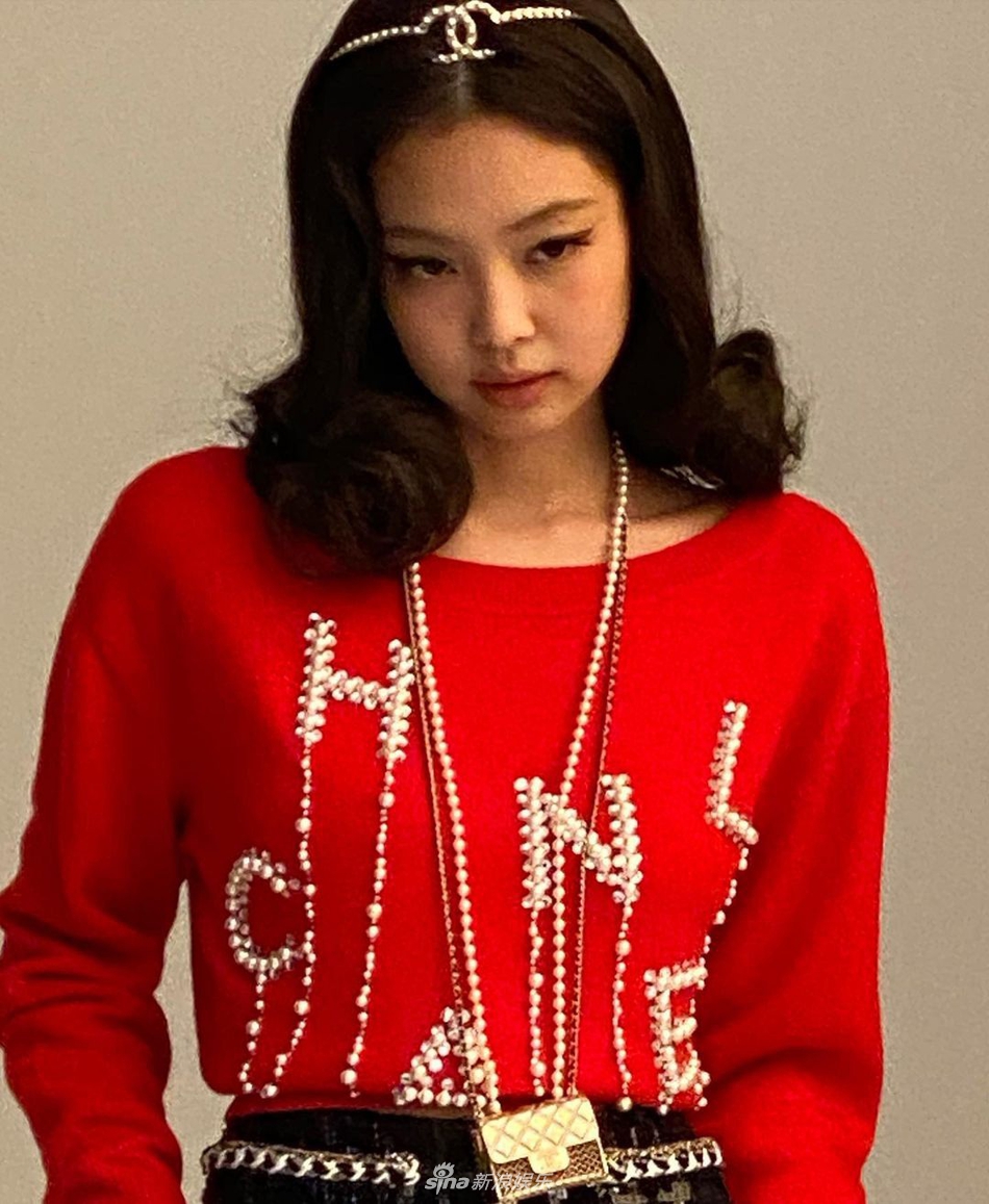 組圖：JENNIE曬生圖無修照 面板狀態略顯疲憊