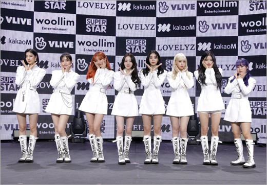 组图：韩女团Lovelyz发新专辑 纯白色造型清新养眼