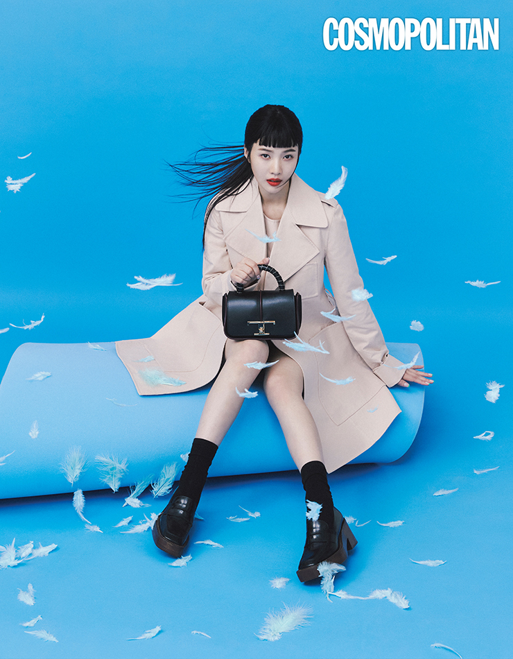組圖：RedVelvet成員Joy登雜誌 齊劉海造型早春氣息十足