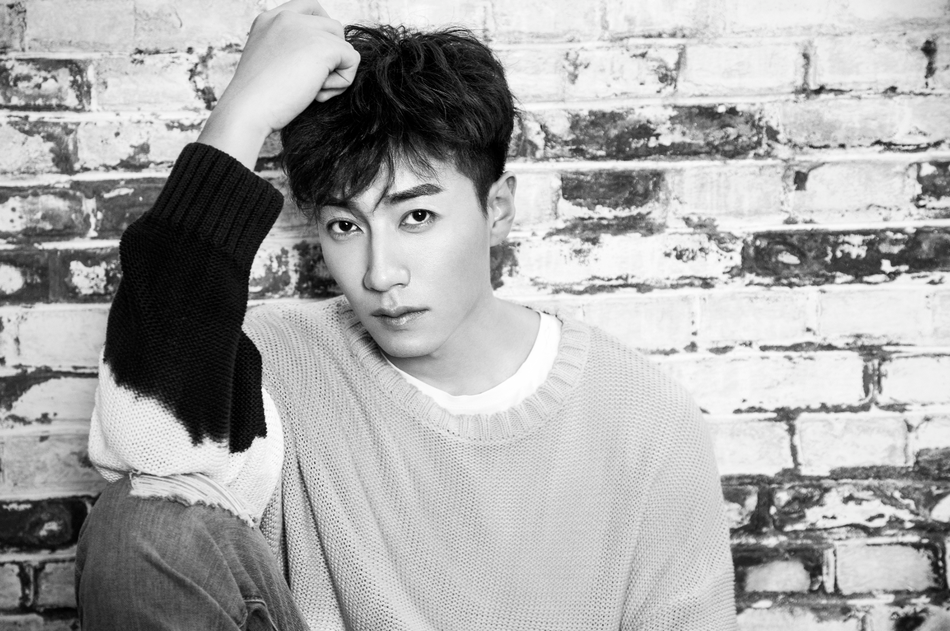 宋晨初冬时尚写真公开 尽显暖男本色