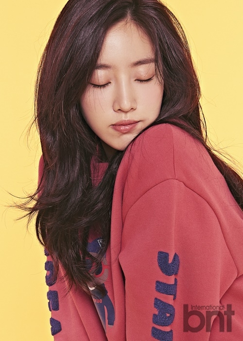 tara恩静称小时候很淳朴出道后才变偶像外貌