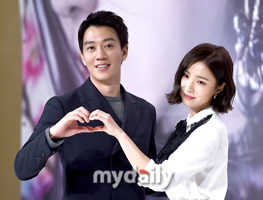 组图:kbs新剧《黑骑士》发布会 金来沅徐智慧等出席_高清图集_新浪网