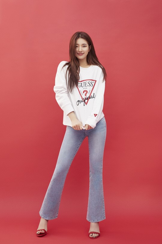 组图:秀智最新代言宣传照曝光 大秀修长美腿