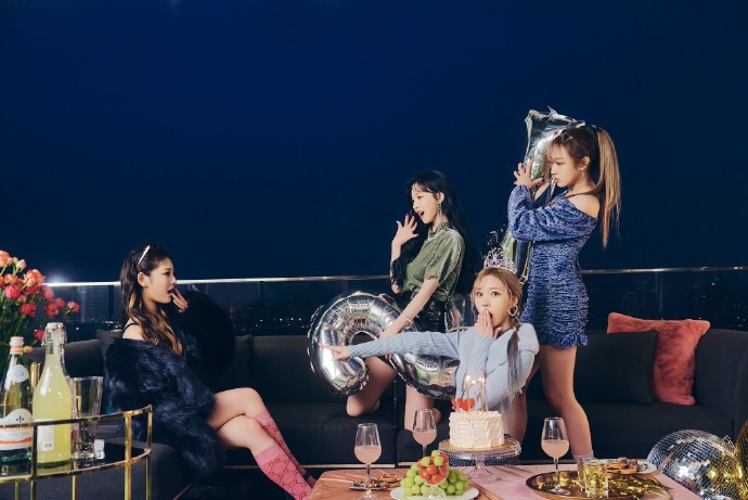 組圖：快樂翻倍！SM新女團aespa為winter慶生還祝粉絲2021快樂