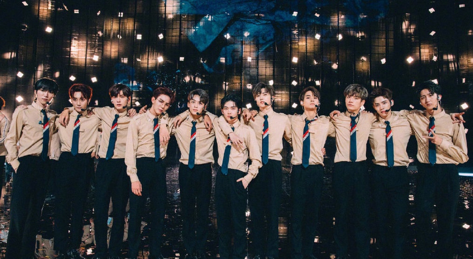 组图:r1se迎成团一周年 成员集体晒照发文感恩粉丝一路陪伴