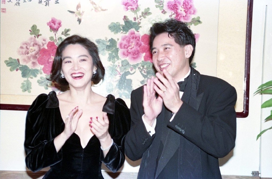 组图:林青霞张曼玉昔日同台旧照 两个人都太美了!_高清图集_新浪网