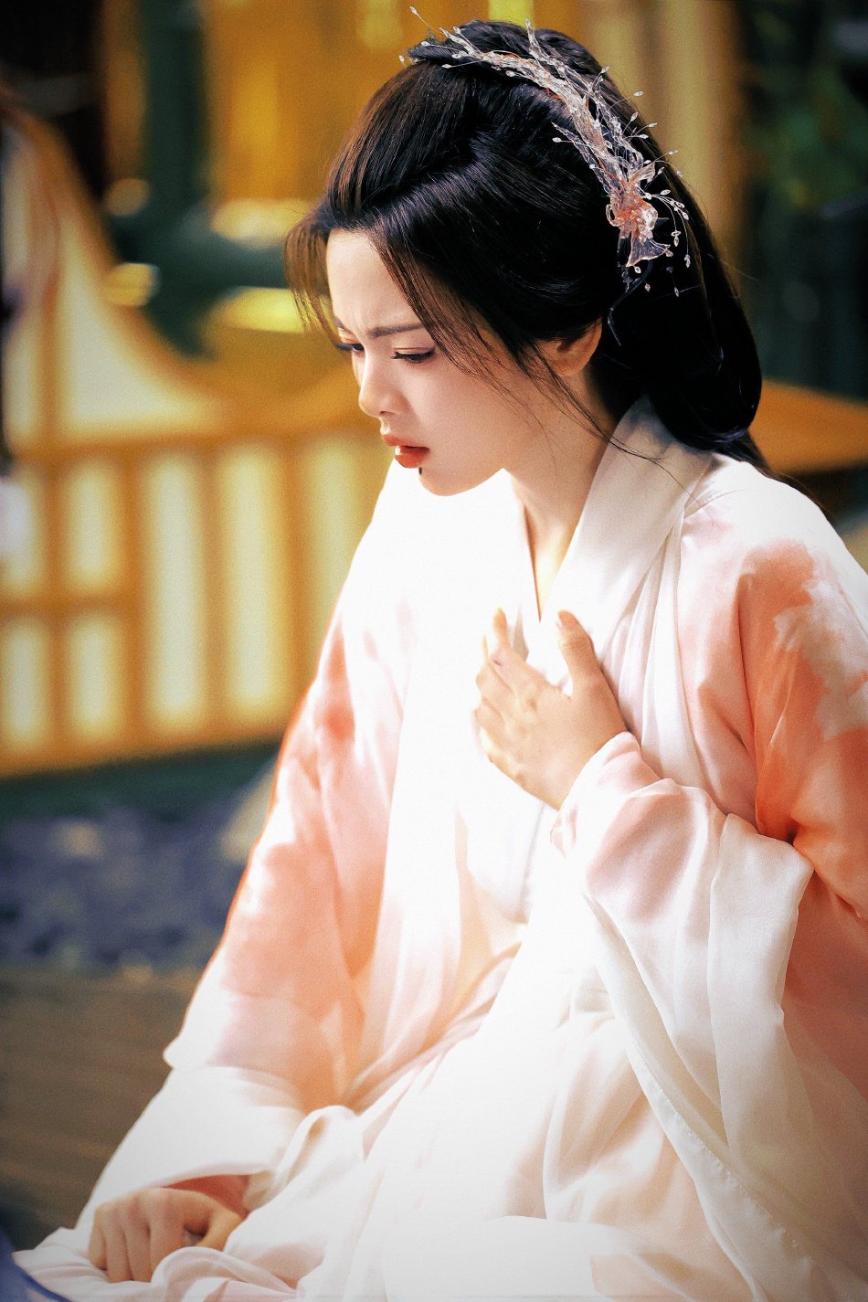 组图:杨超越晒《七时吉祥》生图剧照 古装造型温婉美貌动人_高清图集